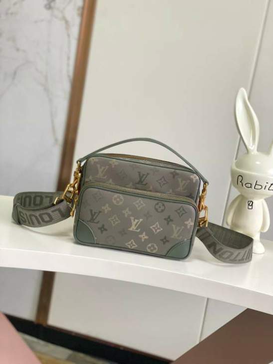 Picture of Louis Vuitton Handbags _SKUfw218886079fw